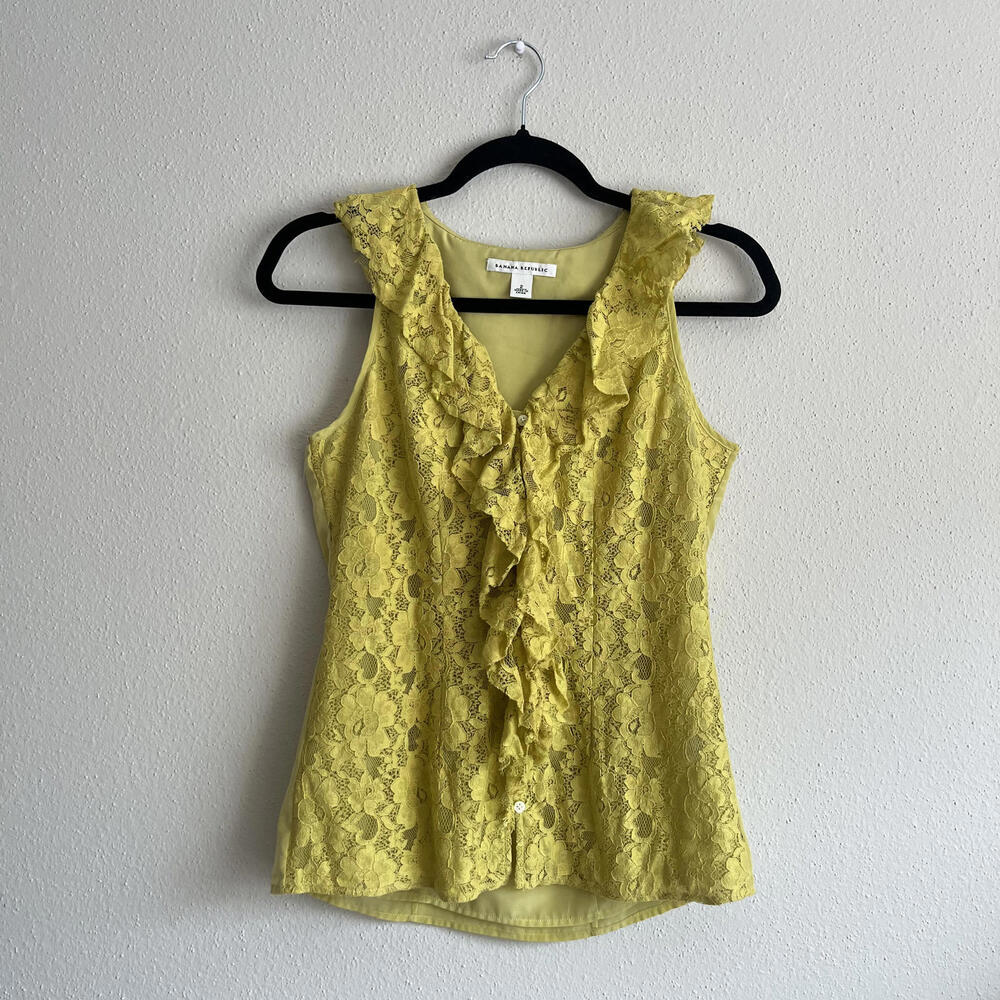 Banana Republic Women's Lace Ruffle Sleeveless Blouse Size 2 Casual Fairy Summer